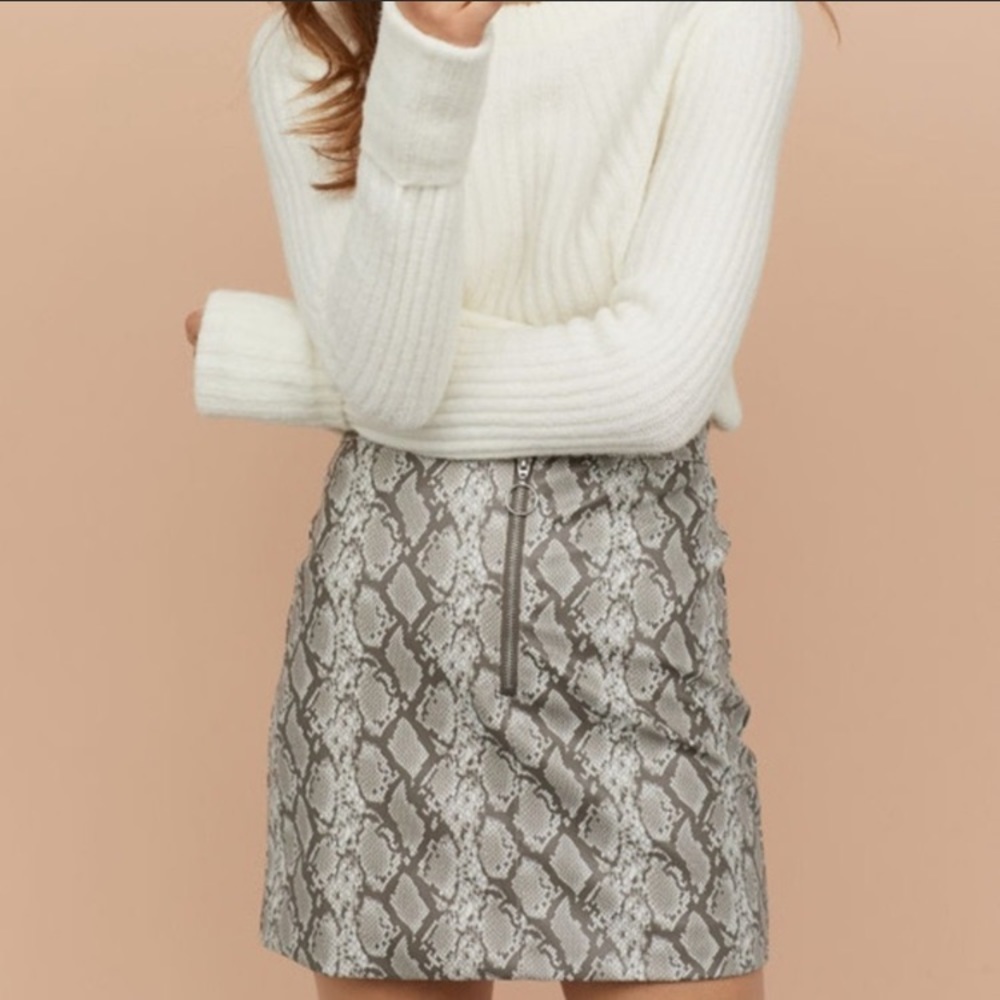 NWOT Snakeskin Leather Skirt